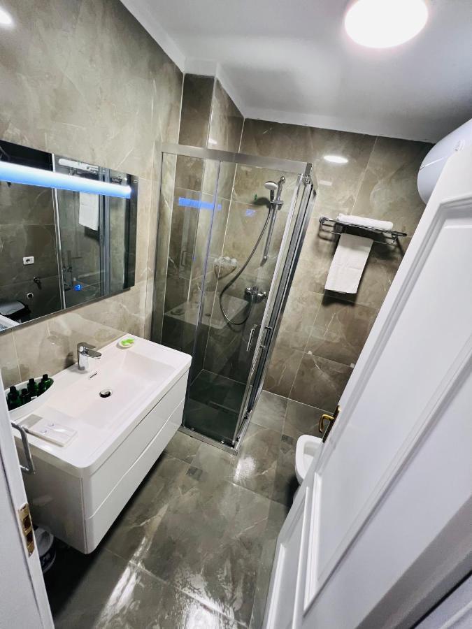 Luxury Apartaments 티라나 외부 사진